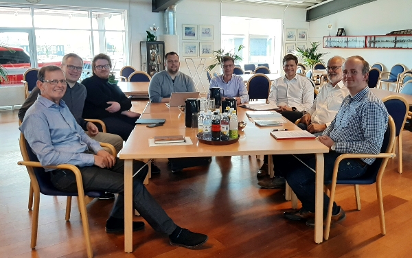 På et møde hos Sommers Automobile Museum i Nærum, fremlagde Færdselsstyrelsens vicedirektør fremtidsplanerne for typegodkendelse og toldsyn af blandt andet ombyggede køretøjer og veterankøretøjer.