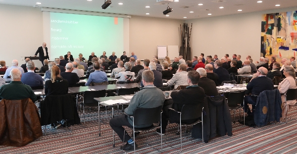 Trods de seneste Corona-restriktioner, så blev det igen et velbesøgt årsmøde i Comwells flotte rammer.