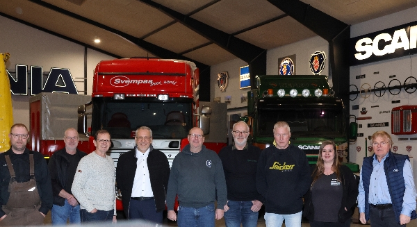 Et stærkt og vidende netværk er et fantastisk værktøj at have ved hånden når der skal skabes forandringer i veterankøretøjernes rammevilkår. Det har vi bevist før, vi gør det igen. (Foto: Finn Bjerremand, DTL)