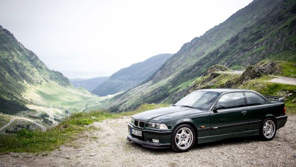 Din E36 BMW fra 1995, måske endda en M3 som denne, er ikke veteran i år, men om ganske få måneder er den.