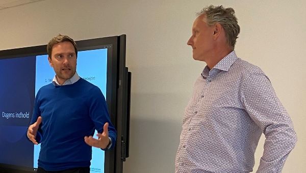 Autobranchen tog vel imod det initiativ om samarbejde som Direktør Stefan Søsted, Færdselsstyrelsen og Direktør Jørgen Rasmussen, Motorstyrelsen præsenterede for de særligt indkaldte.