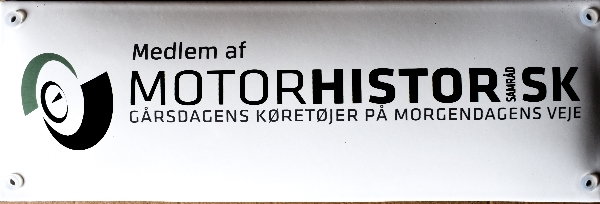 Møder du et af disse emaljeskilte, så er du på besøg på et museum der er med i Motorhistorisk Samråds museumsnetværk, for de danske motormuseer